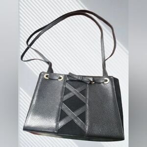 Valentino Garavani Le Sacs Vintage Black Leather Shoulder Bag